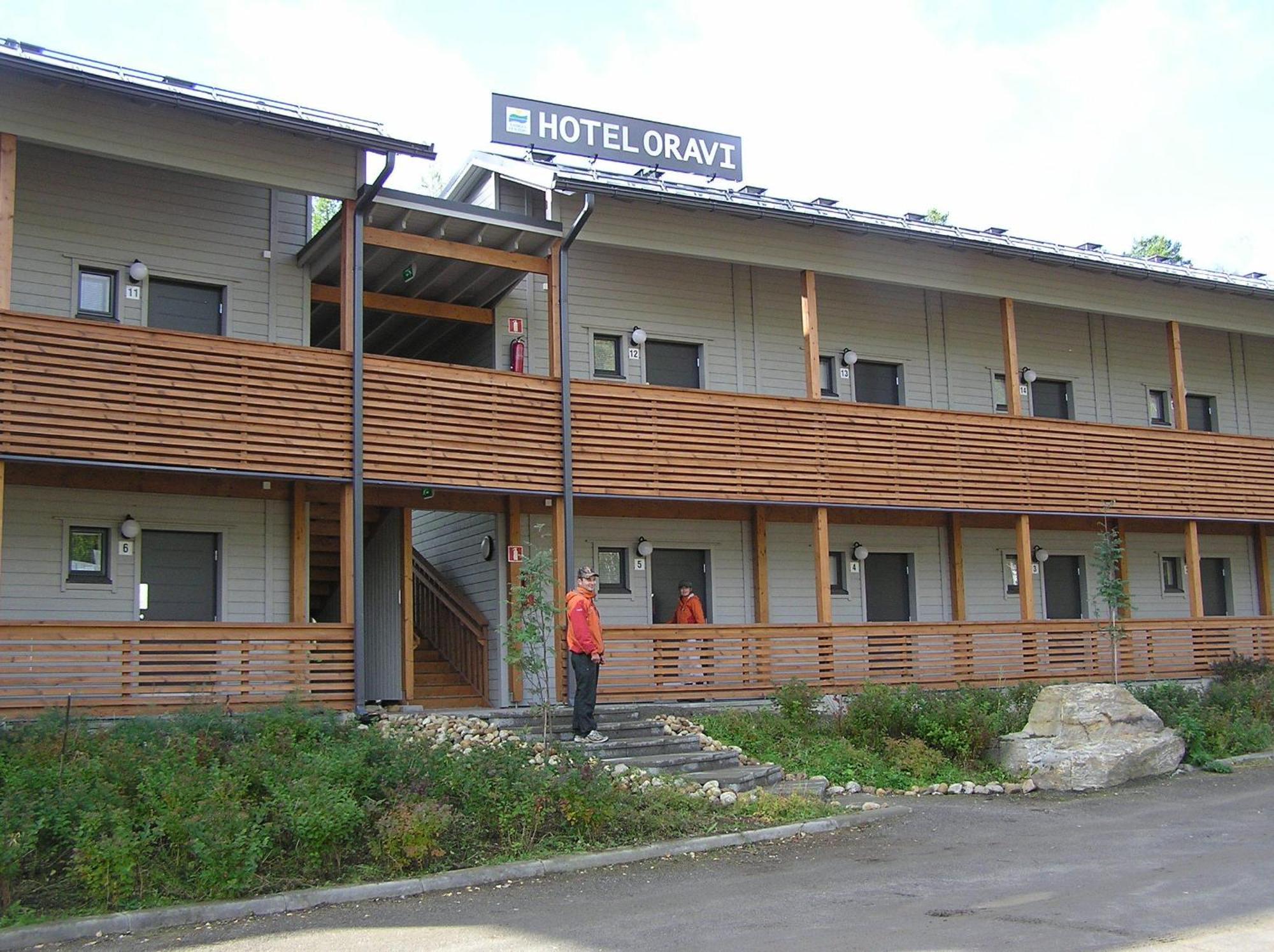 Oravi Apartments 3*